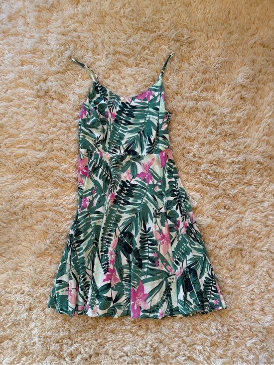 Old Navy Dresses & Skirts - Old Navy brand Hawaiian print dress women’s size medium